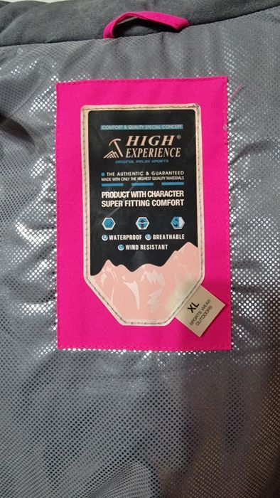 Продам костюм 48рр