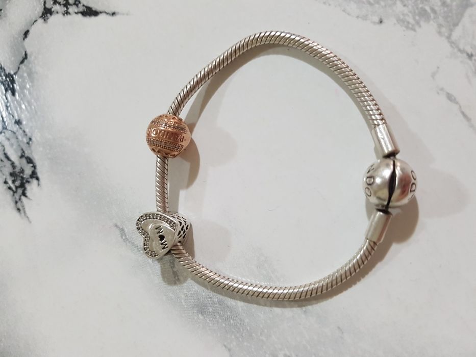 Оригинална гривна Пандора