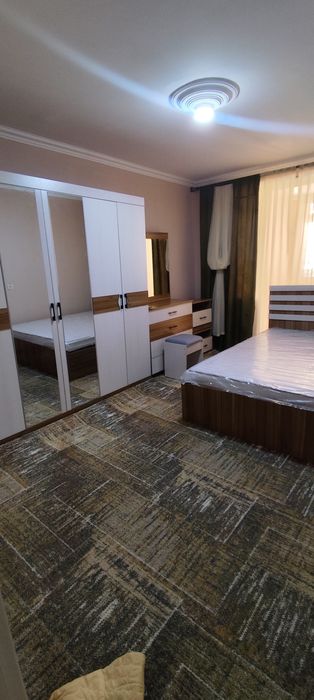 Samarqandda 3 xonali shinam kvartira uzoq muddatga ijaraga beriladi