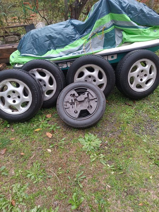 Алуминиеви джанти 15 цола с гуми, плюс резервна гума за Пежо