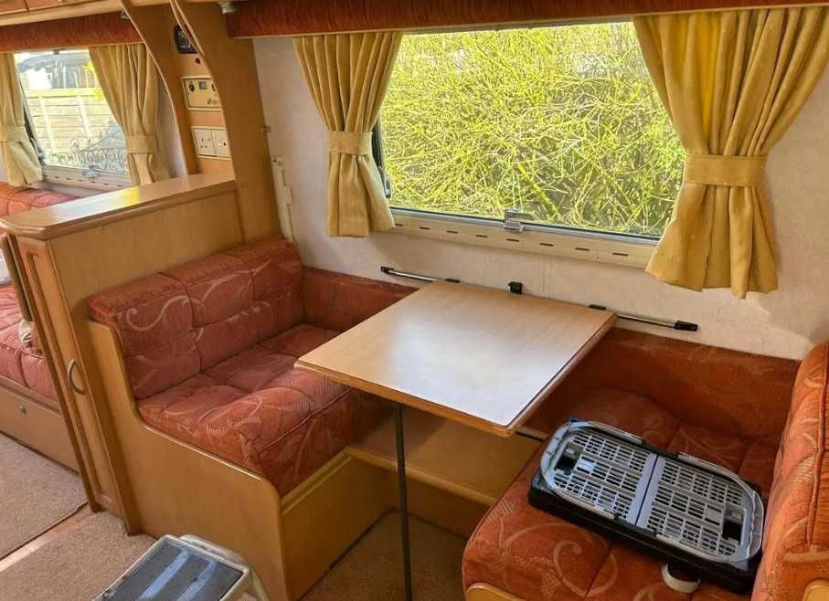 Четири местна каравана „Compass Pentara 524“ 2006г. оборудвана ФОРСЕЛТ