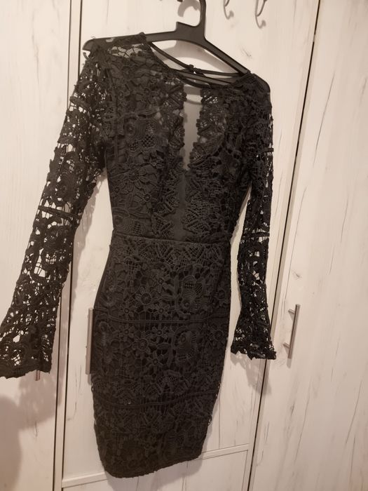 Rochie cu dantela brodata