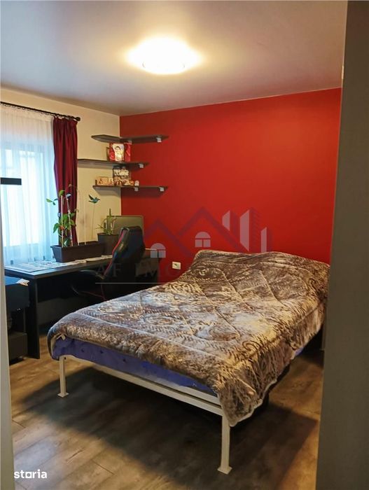 Casa individuala, utilata-mobilata cu garaj