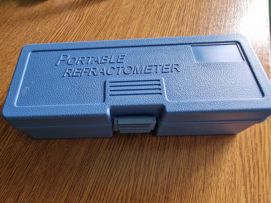 Refractometru auto