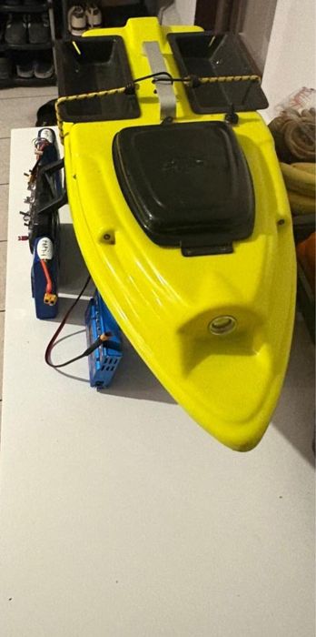 Vapor de viteza cu răcire pe apa