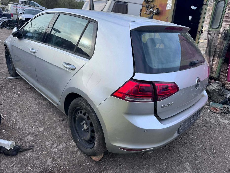 НА ЧАСТИ! VW Golf 7 1.6TDI Автоматик Facelift 2018 г. 110 кс. DSG, CXXB
