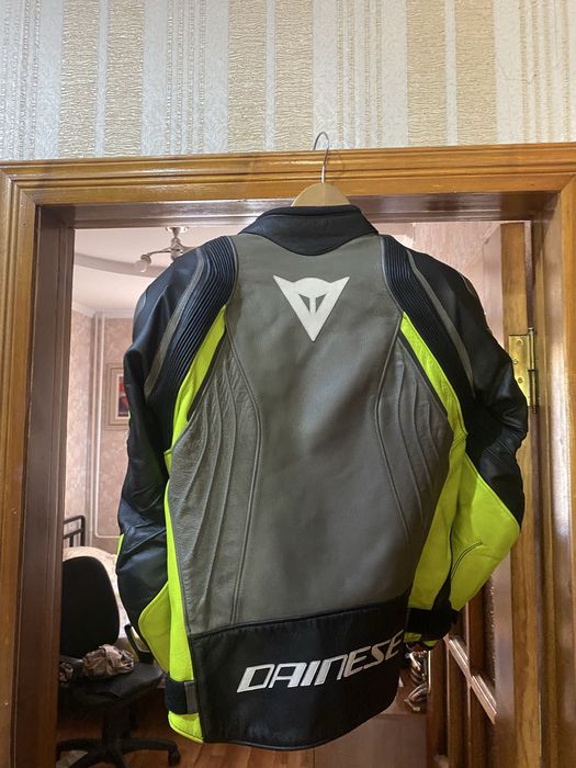 МотоКуртки Dainese