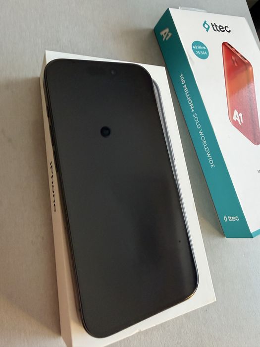 Iphone 15 pro 128GB+подарък чисто нов powebank