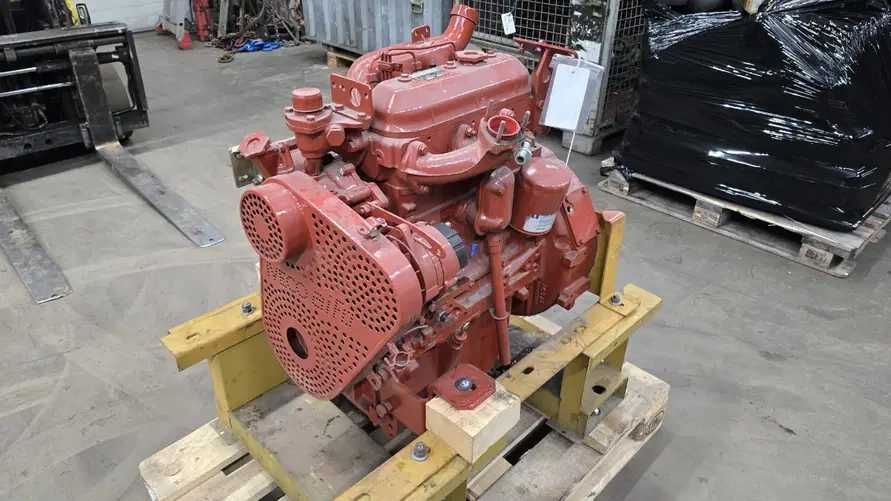 Motor complet excavator Iveco 8031 - Piese motor Iveco