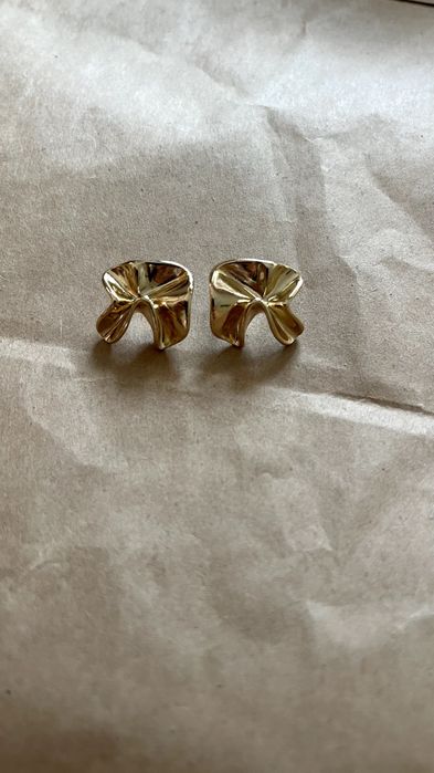 Дамски обеци с интересен и модерен дизайн