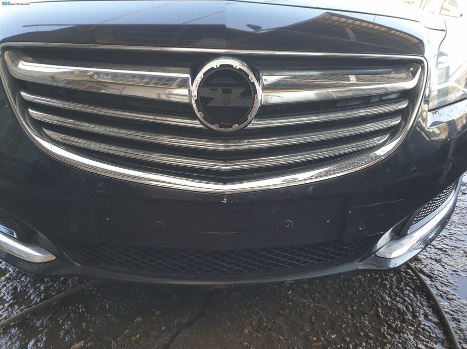 Bara Spoiler Fata FARA Grila si Emblema cu Locas Senzori Parcare Opel Insignia A FL Facelift 2013 - 2017 Culoare Z22C [K6052]