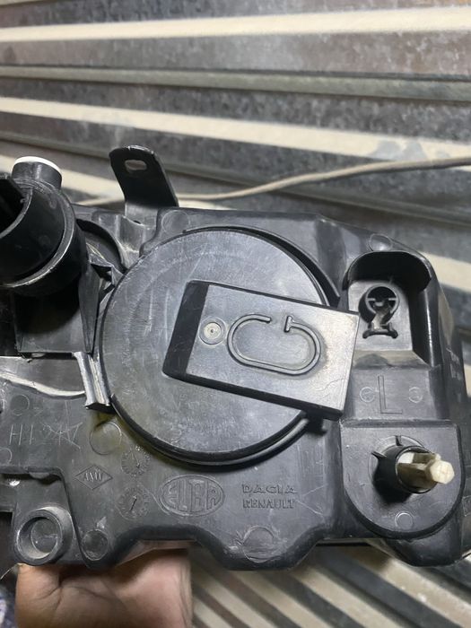 Фара Ларгус передняя правая левая