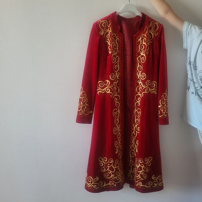 Казахский костьюм