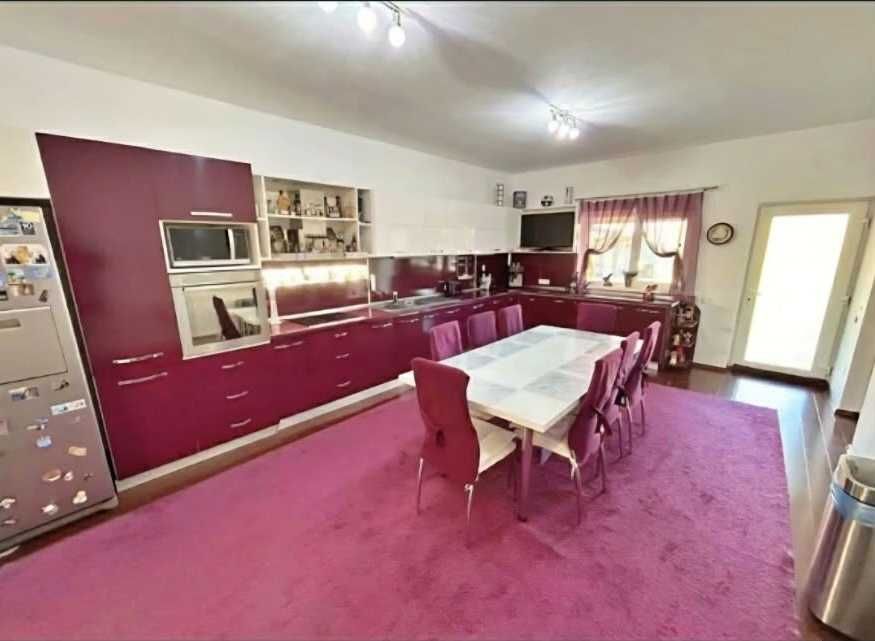 Casă de vanzare, 4 dormitoare, piscină - Arad, Zimandcuz - 0% comision