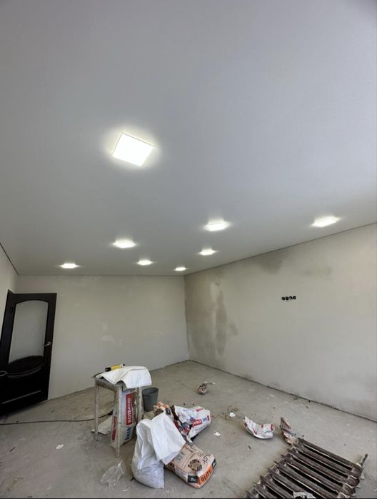 Натяжные потолки качественно