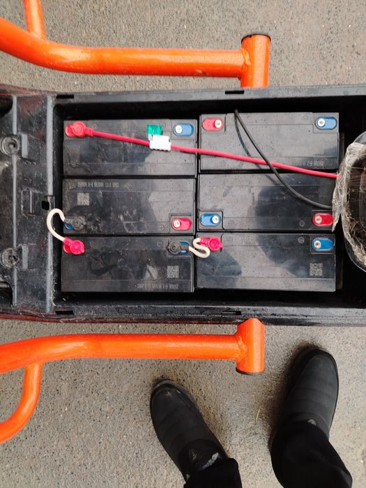 Elektroskuter sotiladi