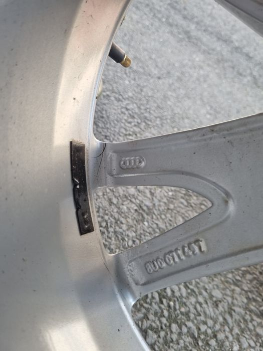 Jante Audi Q3 A3 A4 Vw Golf 5 6 7 Passat Jetta Eos Skoda Seat 5X112 17