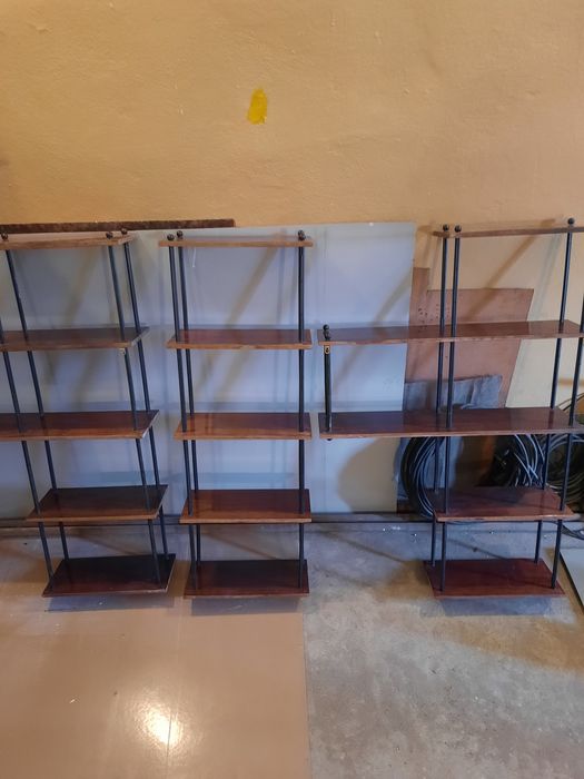 Продам настенные полки
