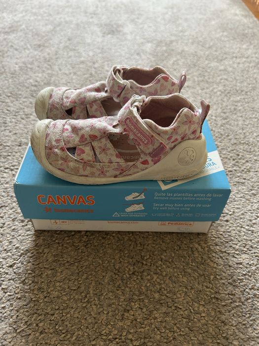 Biomecanics сандали 24 номер