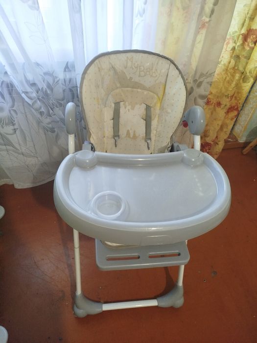 Продам стульчики для кормления
