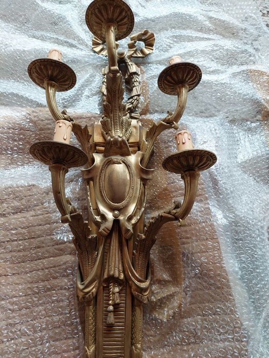 Aplica mare de perete din bronz masiv