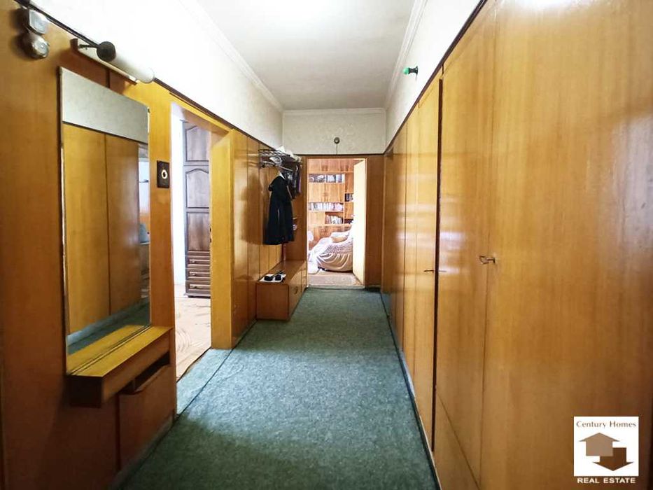 Продава се Многостаен апартамент в Велико Търново, Център - 101 кв.м за 934 €/кв.м - Снимка #17