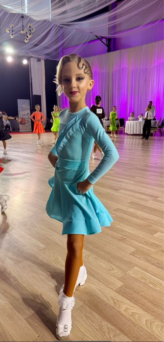 Рокля за спортни танци