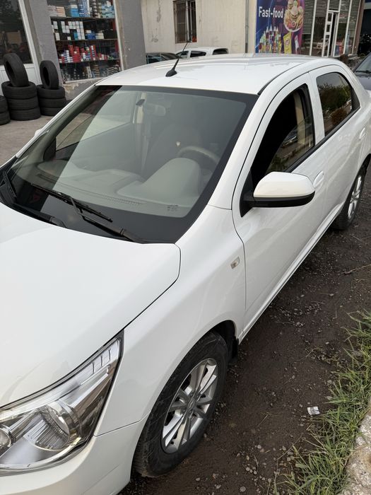 Chevrolet Cobalt 2024 — 4