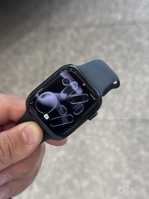 Iwatch 8 45 mm sotiladi
