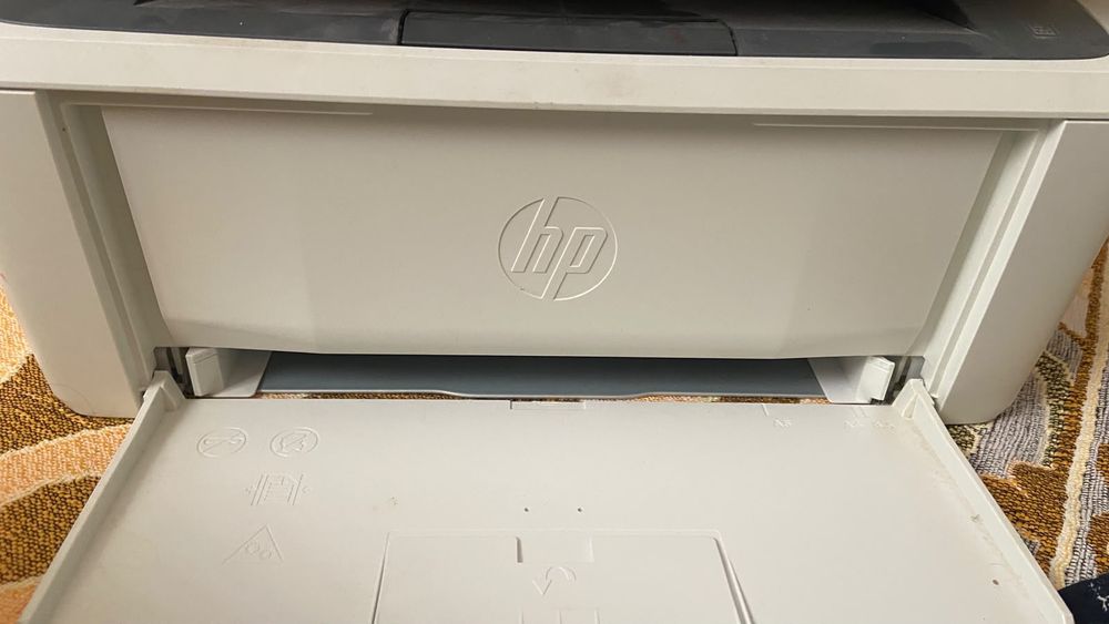 Принтер  hp черно белый 3 в 1