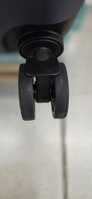 Куфар 80/50/30 чисто нов