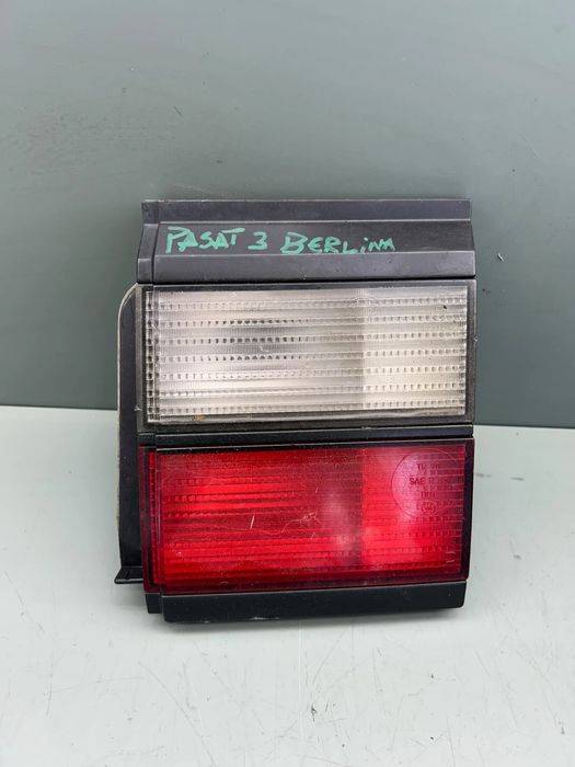 Lampa / Tripla stop stanga pe hayon 357945108 Volkswagen VW Passat