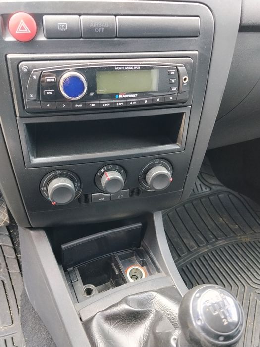 Vând Seat Ibiza 2005