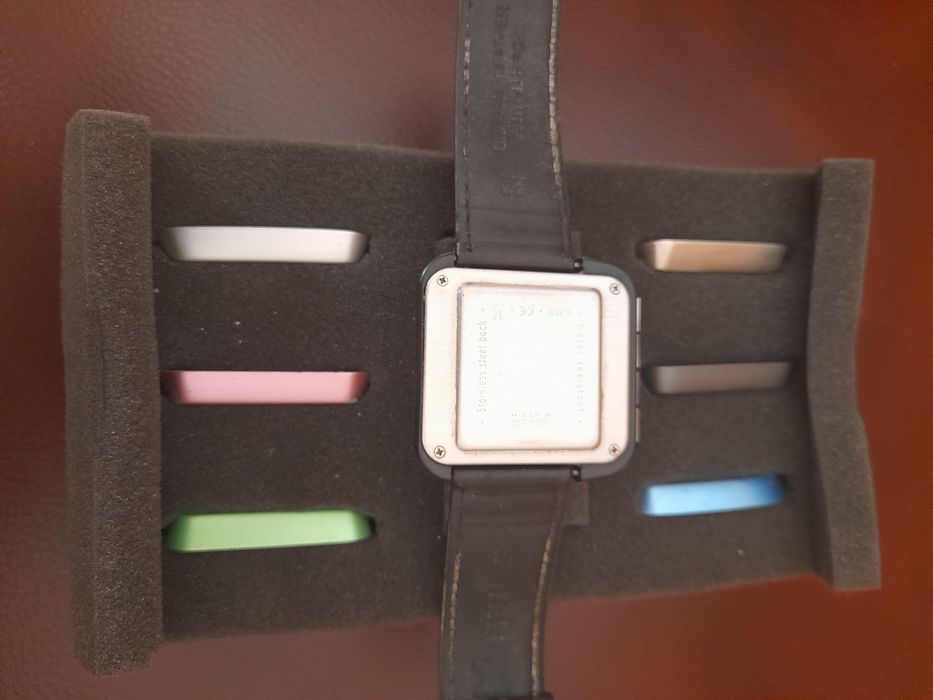 Ceas electronic funcțional