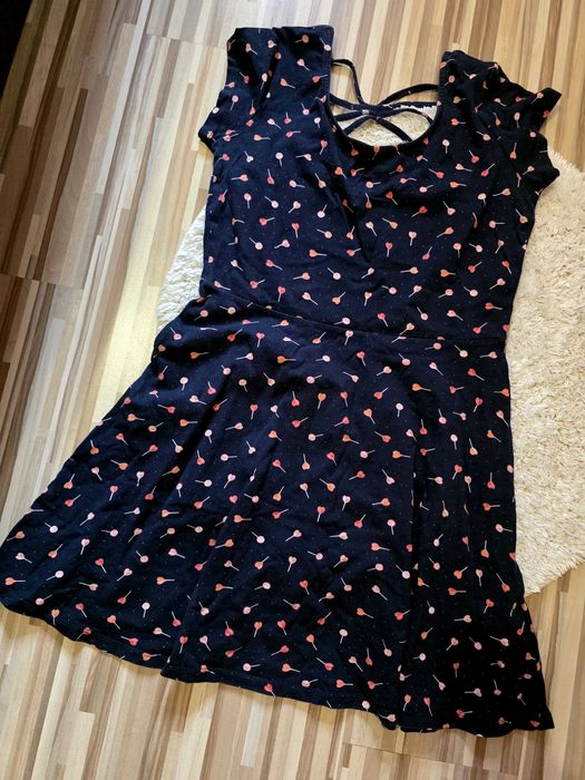 Дамски рокли-Zara, Bershka