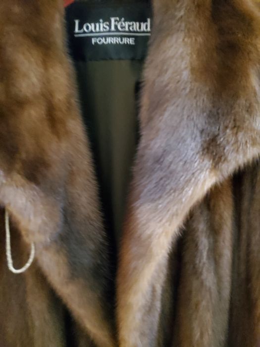 Продам шубу норковую