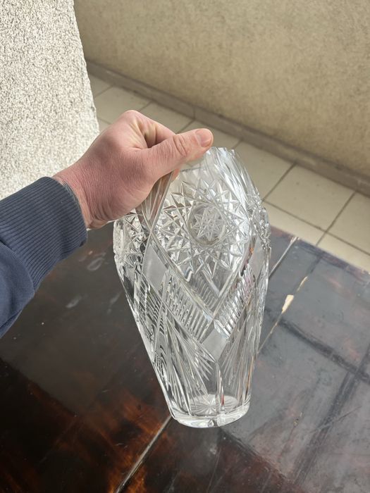Кристална ваза  ..