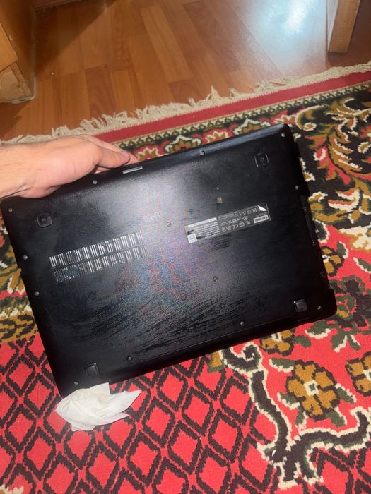 Lenovo notebook, holati bu , arzon berib yuboriladi