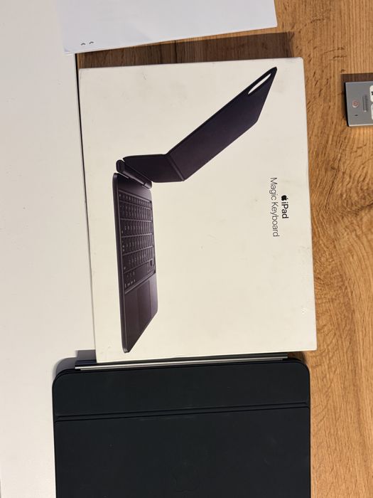 Magic keyboard ipad pro m4,m5 a2975