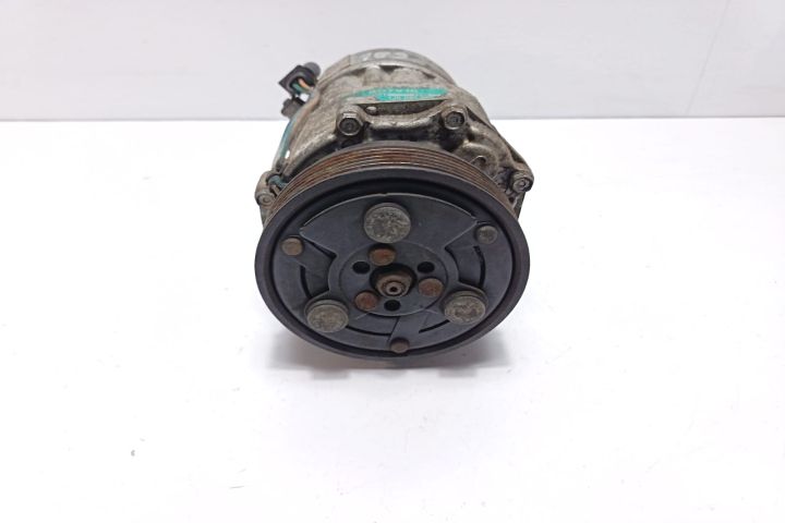 Compresor AC 1J0820803F Volkswagen VW Golf a 4-a generatie