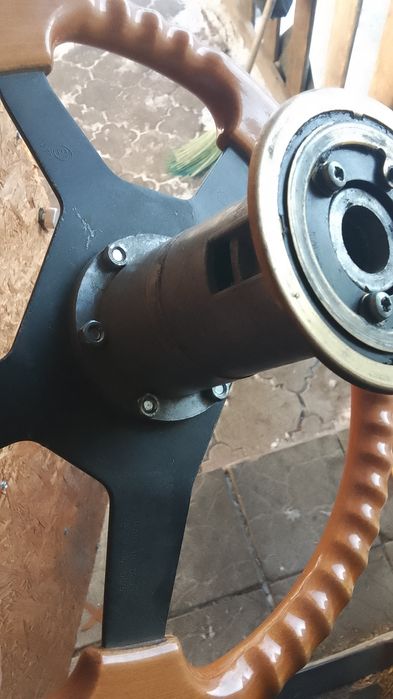 Руль дерево продам