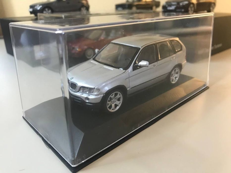 Macheta Bmw X5 1:43 Minichamps