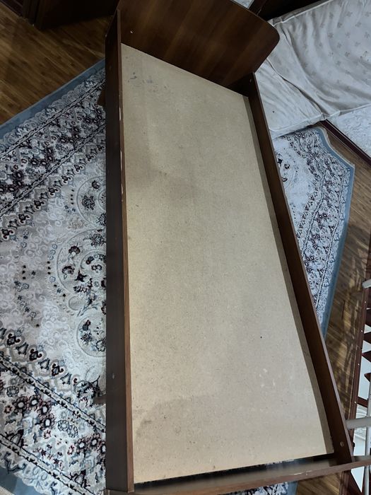 кровать однаспальный