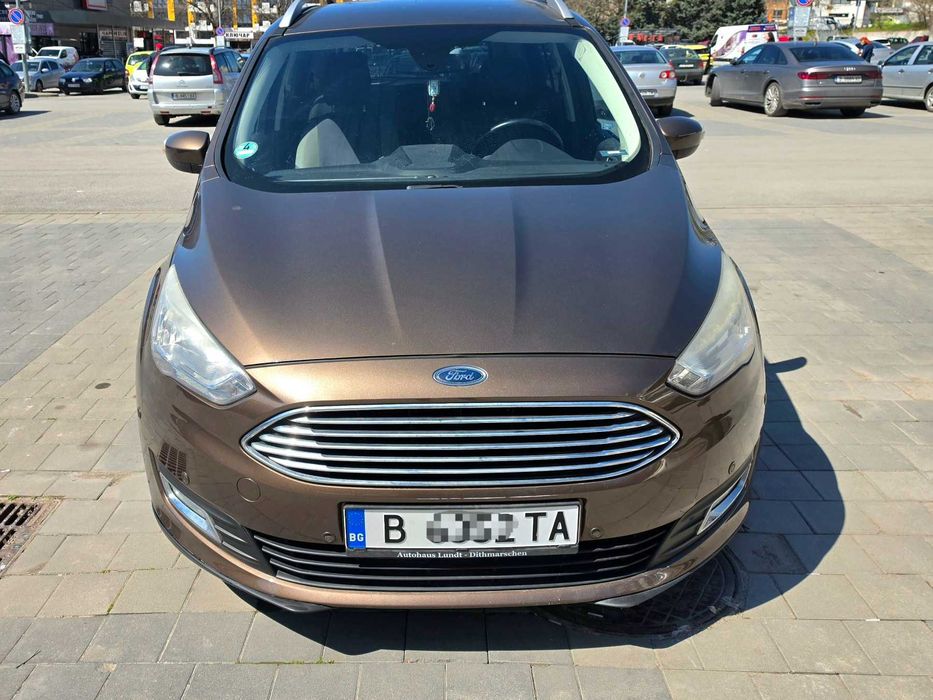 Продавам Ford C-Max 1. 0 EcoBoost Titanium