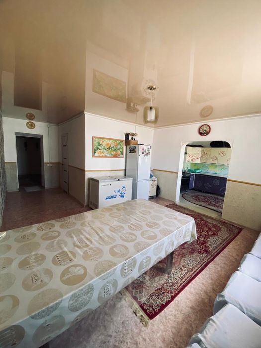 Үй сатылады,4 бөлмелі,доссор