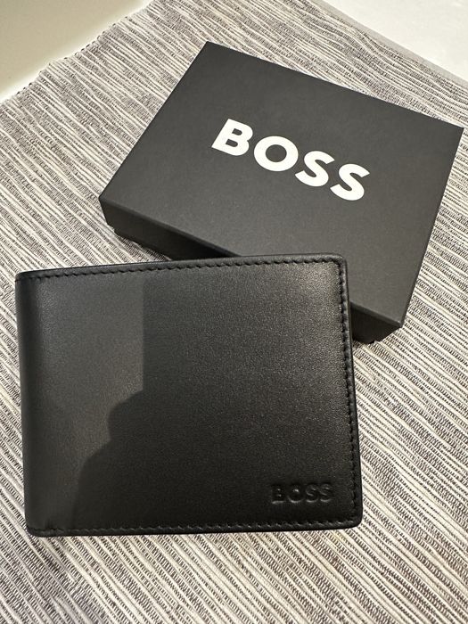 BOSS Arezzo 100% ЕСТЕСТВЕНА КОЖА / мъжки портфейл /