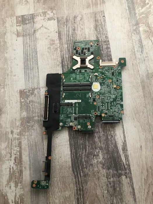 Placă de bază laptop HP 8570w – originală, pentru piese sau reparație