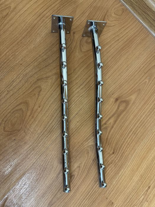 Вешалки для одежды