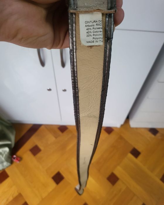 Продам женский ремень Ferre