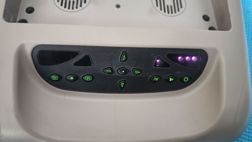 Монитор за автомобил